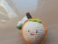 4月15日，手工兼職招聘信息，在家做手工掙錢，低成本創(chuàng)業(yè)開手工加工廠，極簡(jiǎn)創(chuàng)業(yè)做家庭手工工作室，在手工之家，想多掙錢大家選擇很多，圖為鉤織純手工產(chǎn)品剪影