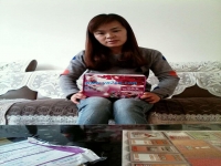 江西萍鄉(xiāng)美發(fā)師鄧女士工作之余兼職做手工活，愛上珠繡