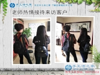 內(nèi)蒙古赤峰馬女士把交保險錢用來預約手工活村代理，花錢不如賺錢好