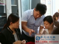 炎炎夏日即將到來，在家做手工活串珠繡加工掙錢，清涼不受罪