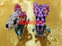 11月26日，不分人群，做珠繡串珠外發(fā)手工活加工項目，大家都選手工之家，圖為勵志珠珠繡串珠成品實拍