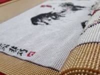 3月25日，可以寄到家做的手工活，在家做手工活掙錢，手工之家的誠(chéng)信不變，圖為勵(lì)志珠珠繡成品細(xì)節(jié)實(shí)拍